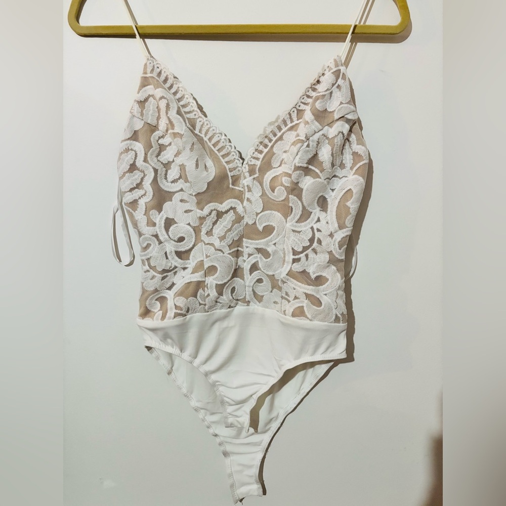 Hello Molly Ivory Floral Lace Bodysuit